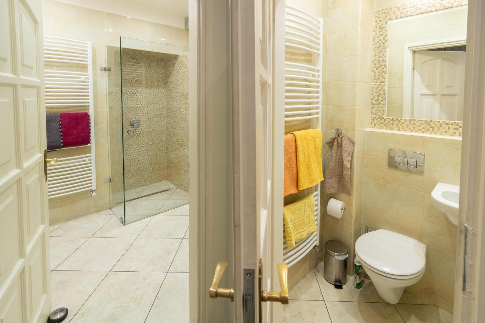 Jewel In Buda Apartment Budapest Ngoại thất bức ảnh